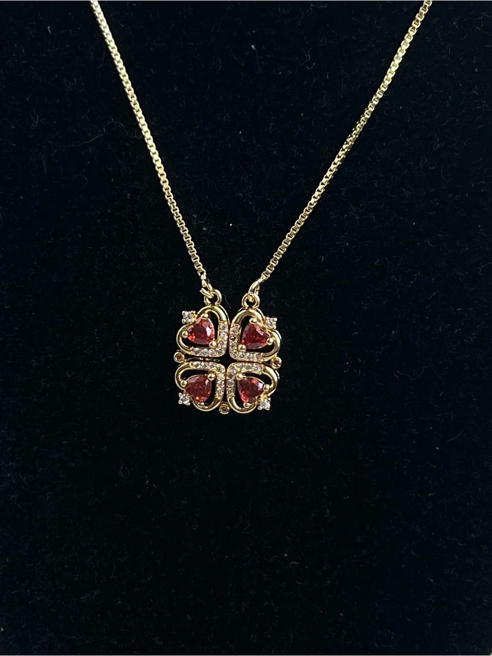 🩷-Gold Necklace with Red Amber stone floral Pendant